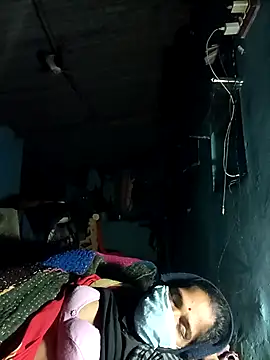 Snapshot of Hot-honi chatting on November 13, 2025, 11:52 pm Hot-honi online show from November 13, 2025, 11:52 pm