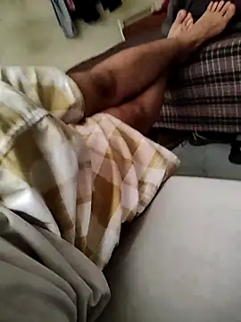 Snapshot of Ravi272 chatting on December 5, 2025, 6:56 am Ravi272 online show from December 5, 2025, 6:56 am