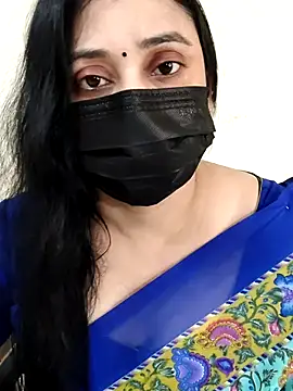 Snapshot of Monica_cams chatting on October 12, 2025, 7:32 am Monica cams online show from October 12, 2025, 7:32 am