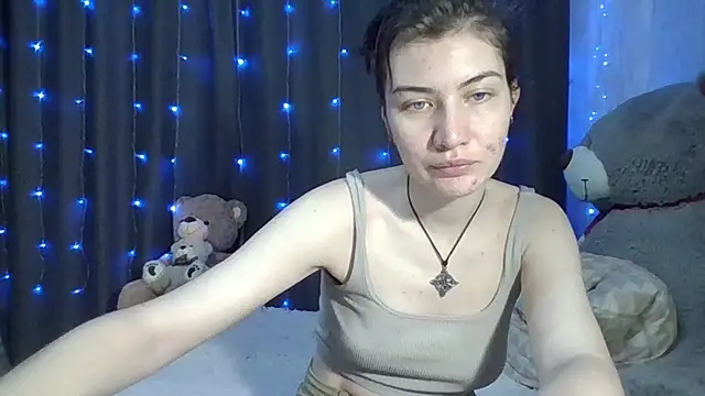 Snapshot of Nancy_Luna chatting on October 10, 2025, 9:43 am Nancy Luna online show from October 10, 2025, 9:43 am