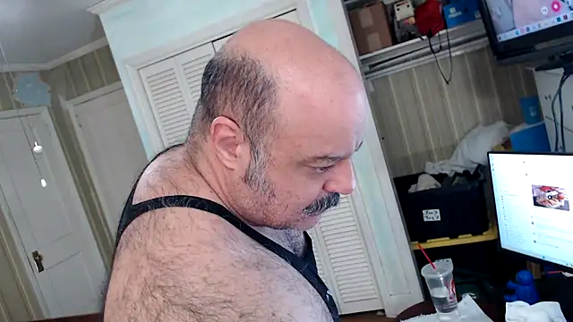 Snapshot of bullmusclejoe chatting on March 23, 2026, 2:28 pm bullmusclejoe online show from March 23, 2026, 2:28 pm