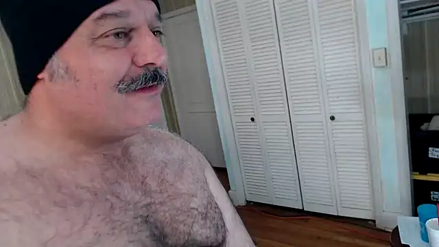 Snapshot of bullmusclejoe chatting on March 21, 2026, 12:56 am bullmusclejoe online show from March 21, 2026, 12:56 am