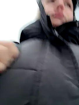 VendiMur online show from November 6, 2025, 2:59 am