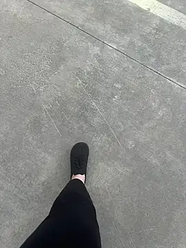 Snapshot of Farida06 chatting on March 6, 2026, 8:31 am Farida06 online show from March 6, 2026, 8:31 am