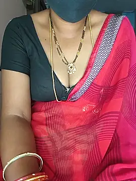 Snapshot of SindhuHappy chatting on June 17, 2026, 11:47 pm SindhuHappy online show from June 17, 2026, 11:47 pm