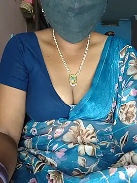 Snapshot of SindhuHappy chatting on July 17, 2026, 11:24 pm SindhuHappy online show from July 17, 2026, 11:24 pm