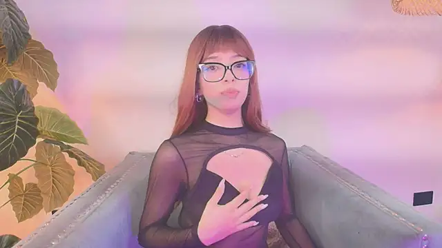 Snapshot of Sweet_1Angel chatting on August 5, 2026, 6:18 am Sweet 1Angel online show from August 5, 2026, 6:18 am