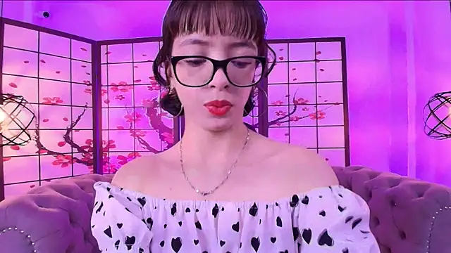 Snapshot of Sweet_1Angel chatting on November 19, 2025, 11:54 am Sweet 1Angel online show from November 19, 2025, 11:54 am