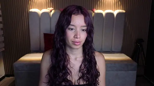 Snapshot of _Mia_Evans_1 chatting on June 29, 2026, 2:17 pm Mia Evans 1 online show from June 29, 2026, 2:17 pm