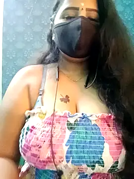 Snapshot of tamil_Vennila chatting on November 6, 2025, 7:45 am tamil Vennila online show from November 6, 2025, 7:45 am