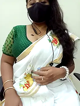 Snapshot of tamil_Vennila chatting on December 1, 2025, 6:58 am tamil Vennila online show from December 1, 2025, 6:58 am