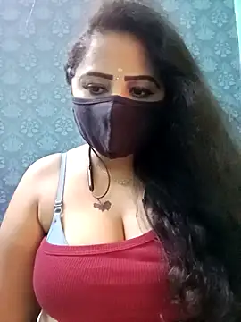 Snapshot of tamil_Vennila chatting on November 8, 2025, 9:13 am tamil Vennila online show from November 8, 2025, 9:13 am