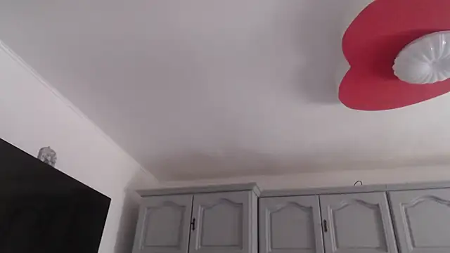 anabellana online show from April 7, 2026, 1:02 pm