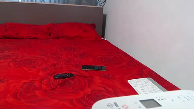 anabellana online show from November 29, 2025, 10:37 am