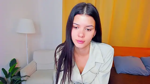 Snapshot of JoCauterucci chatting on October 22, 2025, 6:57 am JoCauterucci online show from October 22, 2025, 6:57 am