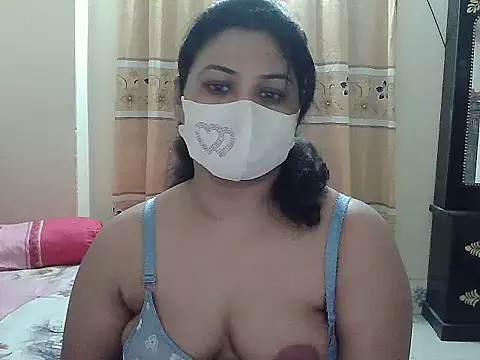 Elena cruz5 online show from November 4, 2025, 5:06 pm