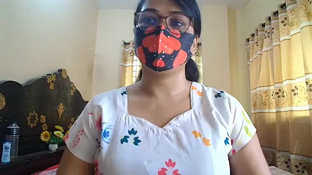 Snapshot of Elena_cruz5 chatting on June 24, 2026, 2:54 am Elena cruz5 online show from June 24, 2026, 2:54 am