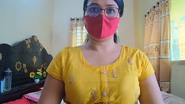 Snapshot of Elena_cruz5 chatting on June 17, 2026, 3:39 am Elena cruz5 online show from June 17, 2026, 3:39 am