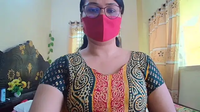 Snapshot of Elena_cruz5 chatting on June 4, 2026, 4:06 am Elena cruz5 online show from June 4, 2026, 4:06 am