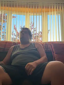 Stephanie1984 online show from October 16, 2025, 12:02 pm