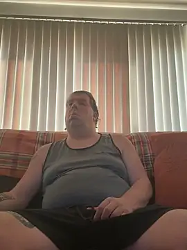 Stephanie1984 online show from November 5, 2025, 12:52 pm