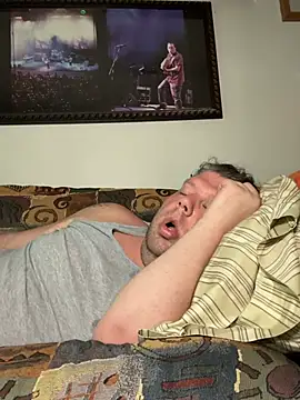 Snapshot of Stephanie1984 chatting on June 19, 2026, 5:35 am Stephanie1984 online show from June 19, 2026, 5:35 am