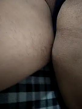 sexy  girls98 online show from April 4, 2026, 8:37 pm