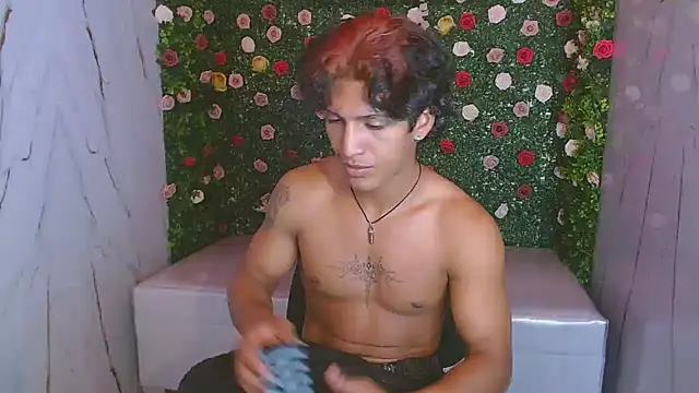 bull cam online show from December 20, 2025, 2:20 pm