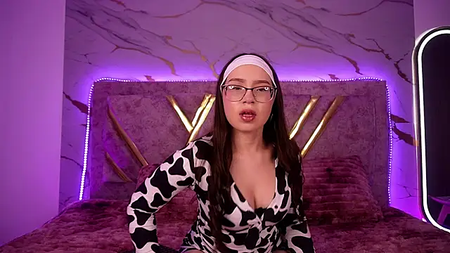 Snapshot of natasha_vesper chatting on October 29, 2025, 12:04 pm natasha vesper online show from October 29, 2025, 12:04 pm