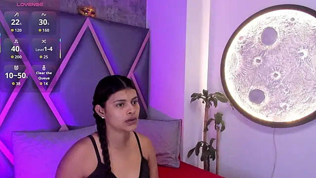 Miaa Rosse online show from November 20, 2025, 11:33 am