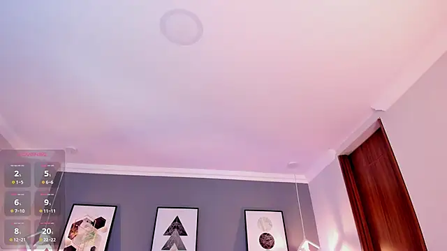 Snapshot of Nina_Ford chatting on May 19, 2026, 3:35 am Nina Ford online show from May 19, 2026, 3:35 am