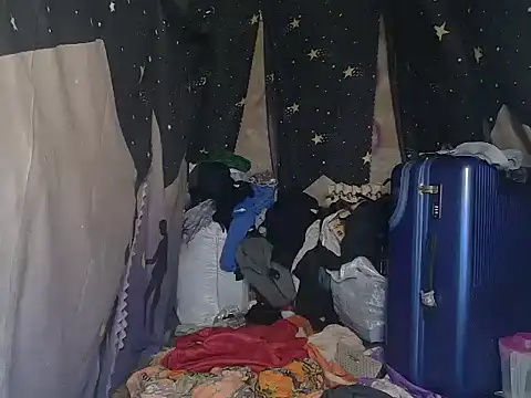 Reynalda26 online show from January 6, 2026, 6:50 am