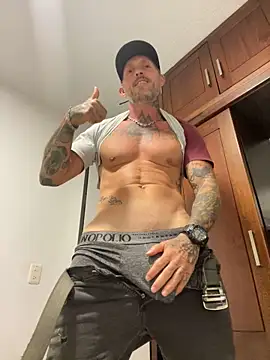 Snapshot of MagicLex1 chatting on October 26, 2025, 12:55 am MagicLex1 online show from October 26, 2025, 12:55 am