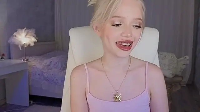 I am joss online show from February 20, 2026, 11:39 pm