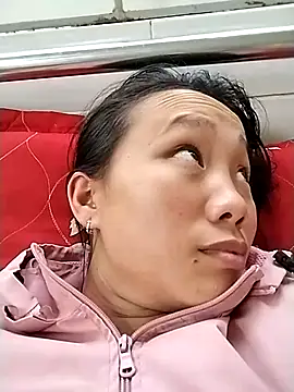 Snapshot of liu-liusexy chatting on October 8, 2025, 4:03 am liu-liusexy online show from October 8, 2025, 4:03 am