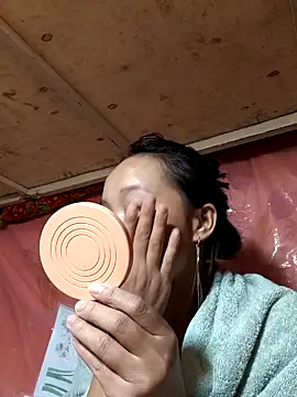 Snapshot of liu-liusexy chatting on October 28, 2025, 1:10 pm liu-liusexy online show from October 28, 2025, 1:10 pm