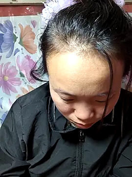 Snapshot of liu-liusexy chatting on November 26, 2025, 2:17 pm liu-liusexy online show from November 26, 2025, 2:17 pm