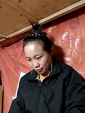 Snapshot of liu-liusexy chatting on November 4, 2025, 2:37 am liu-liusexy online show from November 4, 2025, 2:37 am