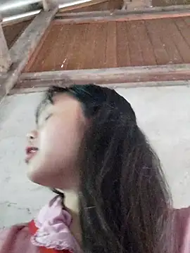 Snapshot of omiu-baby chatting on May 13, 2026, 12:50 am omiu-baby online show from May 13, 2026, 12:50 am