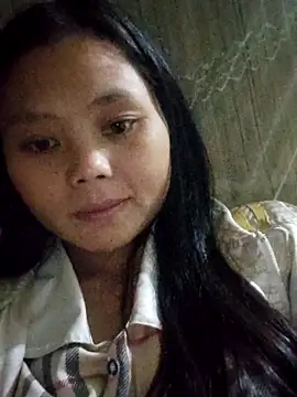 omiu-baby online show from October 26, 2025, 1:11 pm