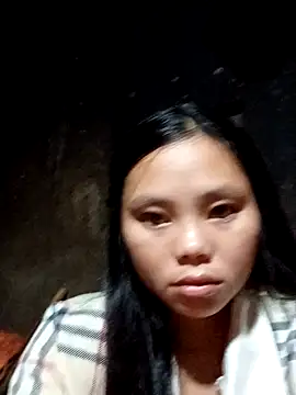omiu-baby online show from October 3, 2025, 10:33 pm