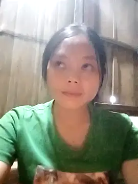 omiu-baby online show from October 10, 2025, 1:34 pm