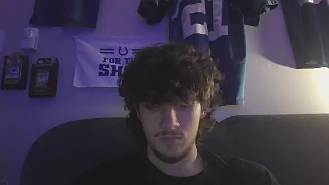 Snapshot of conradical18 chatting on October 15, 2025, 6:54 am conradical18 online show from October 15, 2025, 6:54 am