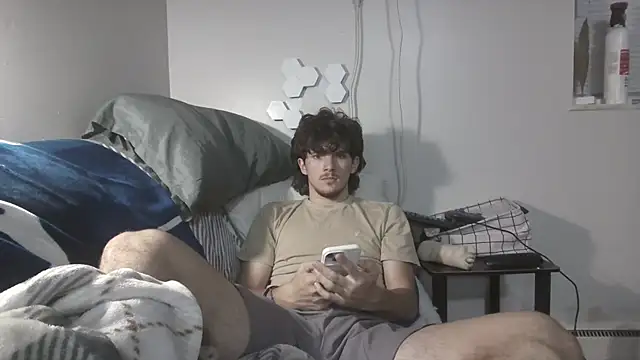 Snapshot of conradical18 chatting on October 4, 2025, 1:40 am conradical18 online show from October 4, 2025, 1:40 am