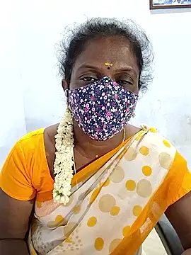 Snapshot of umashreetamil chatting on September 18, 2025, 5:27 pm umashreetamil online show from September 18, 2025, 5:27 pm