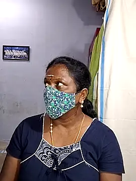 Snapshot of umashreetamil chatting on November 28, 2025, 11:16 pm umashreetamil online show from November 28, 2025, 11:16 pm