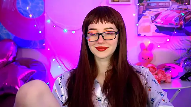 AliceWelch  online show from September 10, 2025, 8:24 am