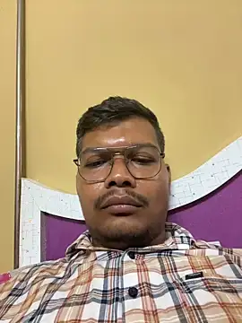 Snapshot of kunwarahuji chatting on September 12, 2025, 9:31 am kunwarahuji online show from September 12, 2025, 9:31 am