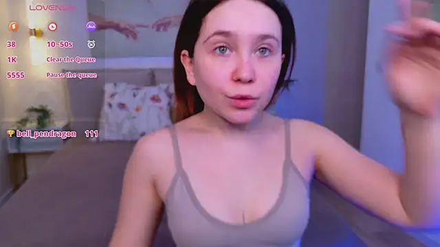 Snapshot of Lina_Glow chatting on March 27, 2026, 8:26 am Lina Glow online show from March 27, 2026, 8:26 am