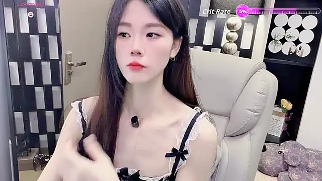Snapshot of Yueyue-MM chatting on June 2, 2026, 12:10 am Yueyue-MM online show from June 2, 2026, 12:10 am